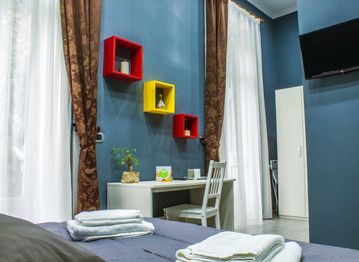 Holiday Naples Art Rooms Εξωτερικό φωτογραφία