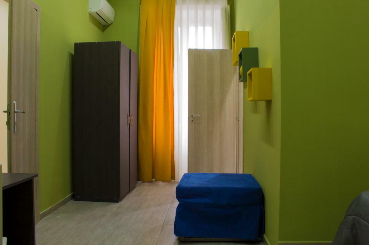 Holiday Naples Art Rooms Εξωτερικό φωτογραφία