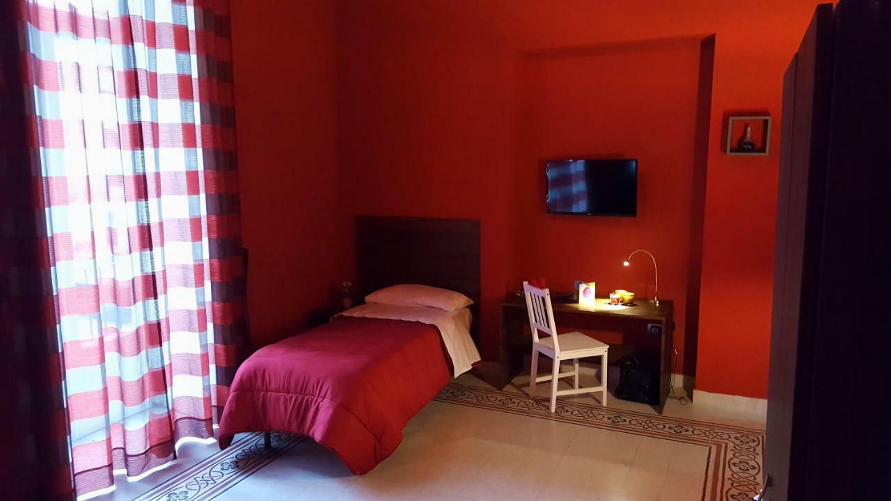 Holiday Naples Art Rooms Εξωτερικό φωτογραφία