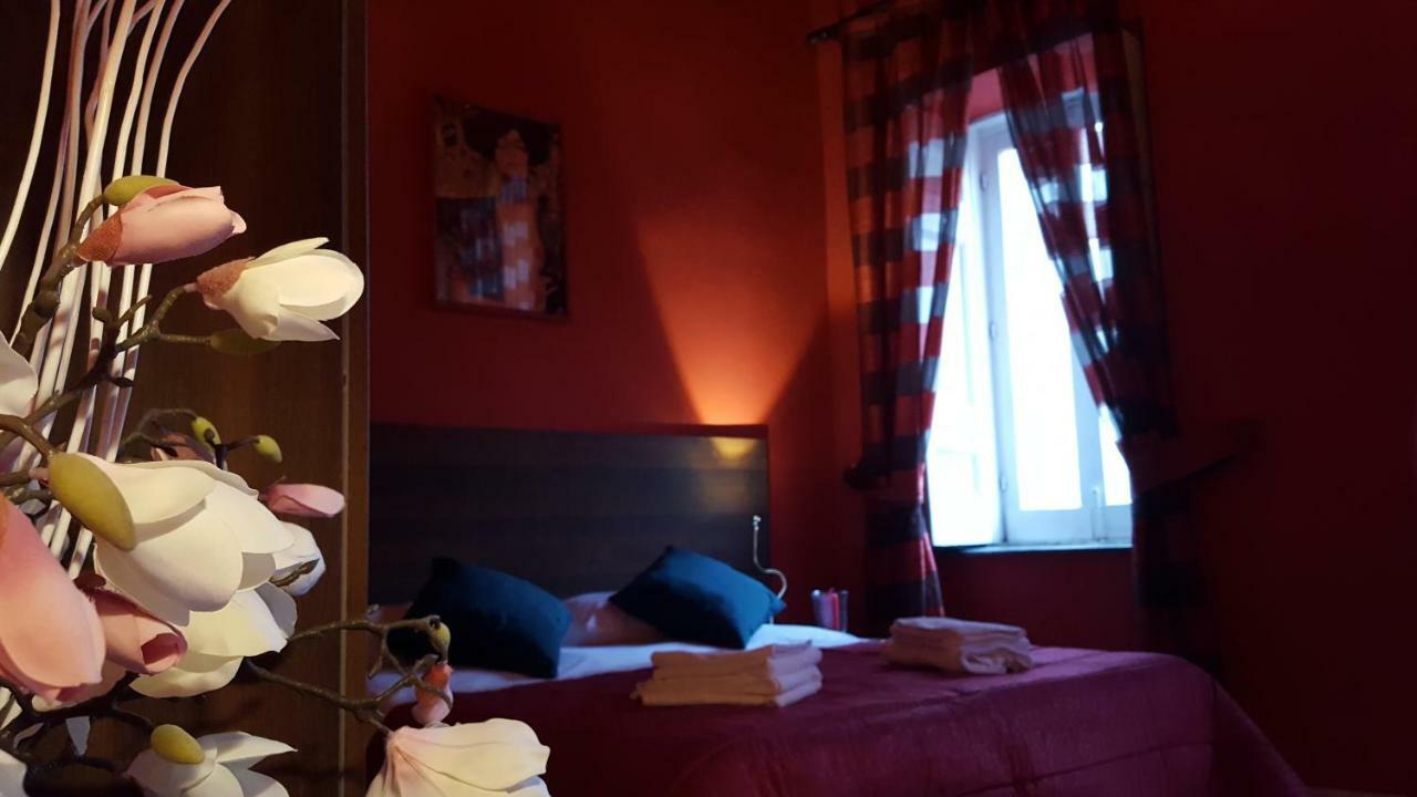 Holiday Naples Art Rooms Εξωτερικό φωτογραφία