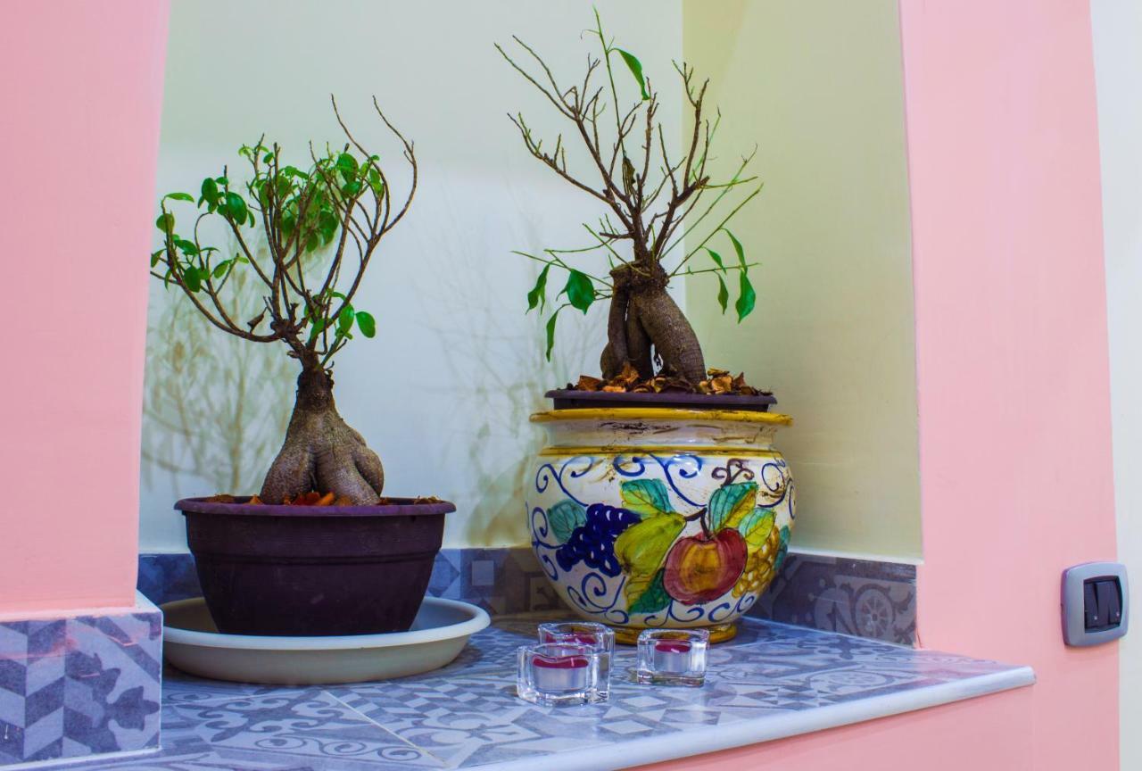 Holiday Naples Art Rooms Εξωτερικό φωτογραφία